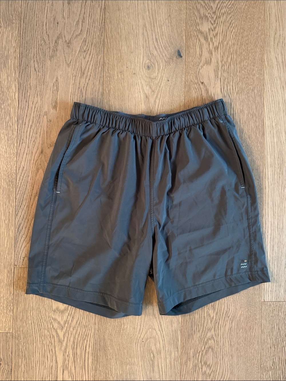 Free Fly Apparel Men's Dark Gray Hybrid Shorts